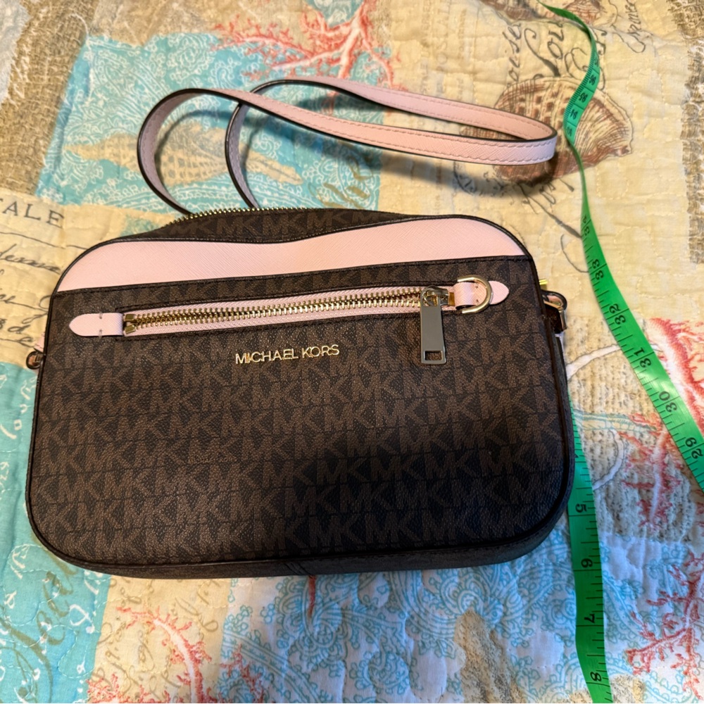Elegant Brown Women's Bag